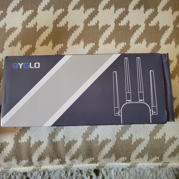 Byglo WIFI  extender - Picture 2 of 3